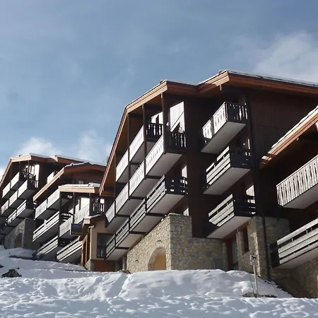 Apartment 5 Personnes A 50m Des Pistes Avec Balcon, Parking Et Option Wi-fi - Fr-1-514-24 *